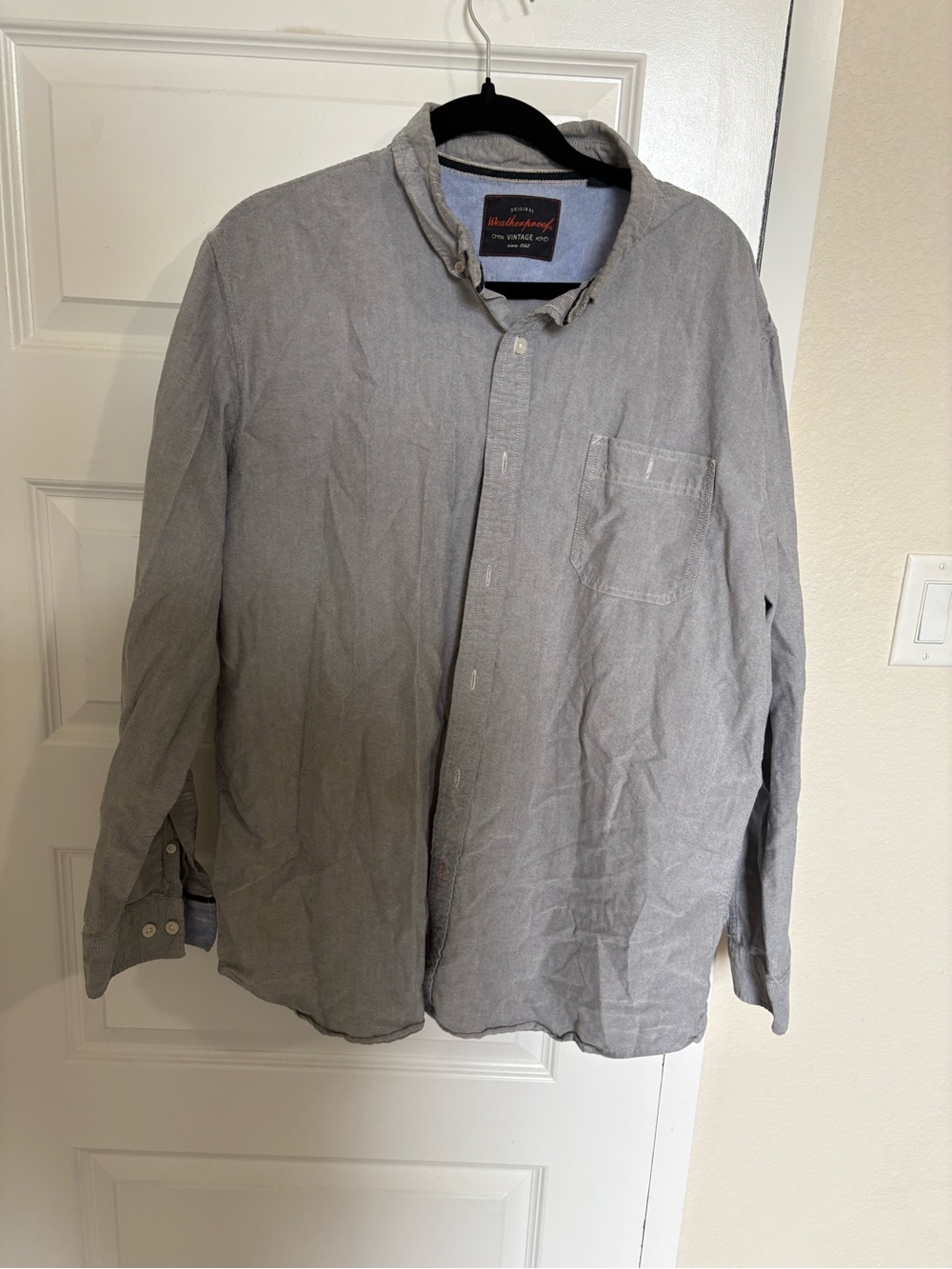 Weatherproof Men’s Gray Long-Sleeve Casual Button Down Shirt